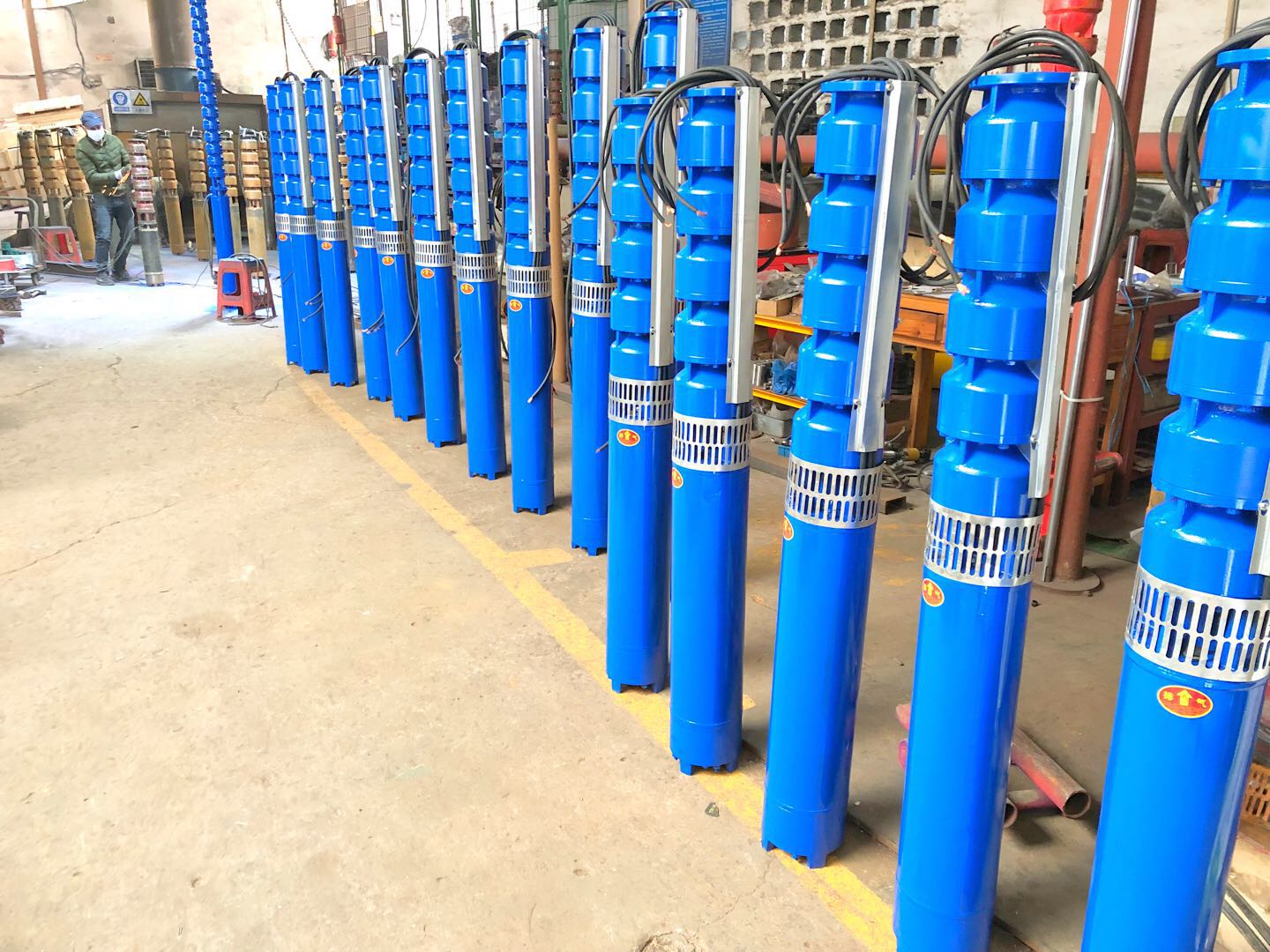 QJ深井潜水电泵